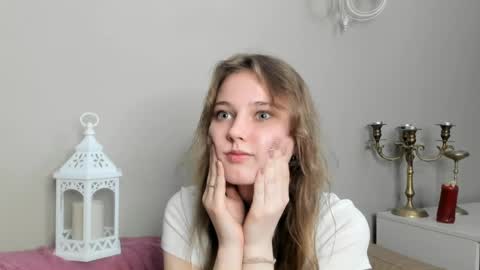 Snapshot of marquitamergel chatting on 04/15/26, 06:15 Andriella online show from 04/15/26, 06:15