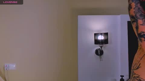 Mari online show from 10/06/25, 06:22