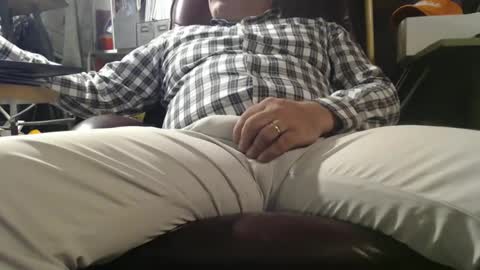 Snapshot of marrieddad19751975 chatting on 09/21/25, 01:51 only fans marrieddad19751975 online show from 09/21/25, 01:51