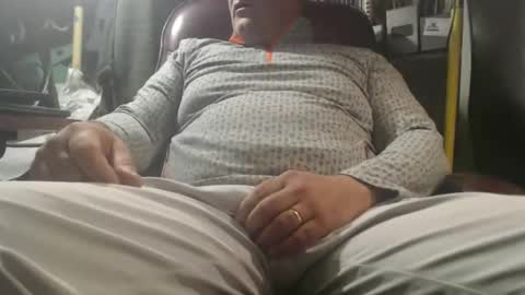 only fans marrieddad19751975 online show from 05/19/26, 07:37