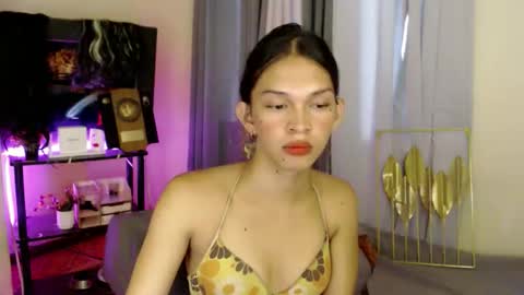 Snapshot of marryme_leixx chatting on 04/28/26, 02:27 LEIXX online show from 04/28/26, 02:27