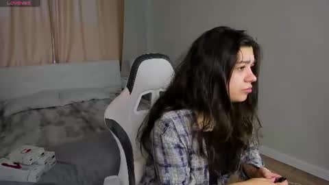 Trisha online show from 07/04/26, 01:12