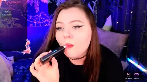 marshmallowbeauty_ online show from 11/13/25, 07:24