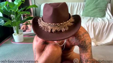 marsloveyou online show from 10/14/25, 01:50