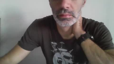 Snapshot of marsupilami_82_ chatting on 10/27/25, 06:39 marsupilami_82_ online show from 10/27/25, 06:39