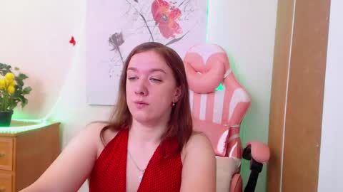 Snapshot of marthasimons chatting on 05/08/26, 04:40 Martha online show from 05/08/26, 04:40