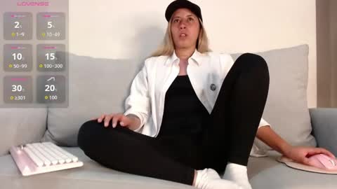 marthina thompson online show from 05/23/26, 11:31