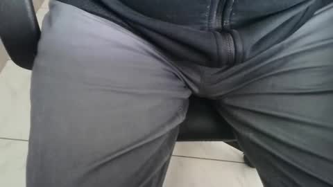 Snapshot of martial04 chatting on 11/06/25, 09:10 martial04 online show from 11/06/25, 09:10