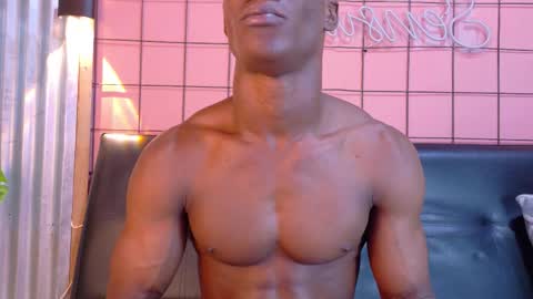 Snapshot of martin_killer chatting on 09/16/25, 01:28 Martin online show from 09/16/25, 01:28