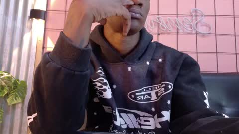 Snapshot of martin_killer chatting on 10/03/25, 01:35 Martin online show from 10/03/25, 01:35