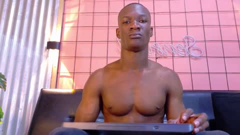 Snapshot of martin_killer chatting on 12/14/25, 01:44 Martin online show from 12/14/25, 01:44