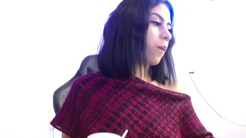 100 explicit here. follow  online show from 05/10/26, 12:16