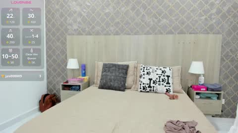 Snapshot of martina_ayala chatting on 09/20/25, 11:33 Martina online show from 09/20/25, 11:33