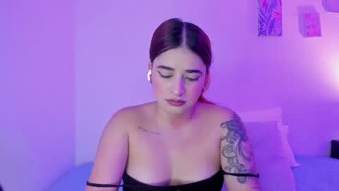 C A R O L I N A  online show from 06/24/26, 05:45
