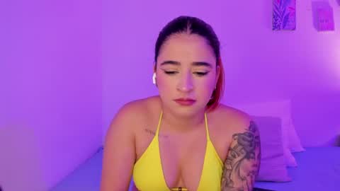 C A R O L I N A  online show from 07/17/26, 06:02
