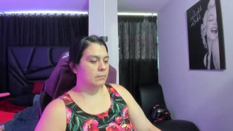   MARTINA   online show from 01/05/25, 08:52