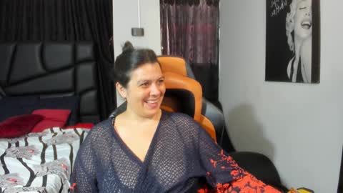   MARTINA   online show from 01/12/25, 09:19