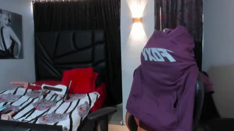   MARTINA   online show from 01/13/25, 12:13