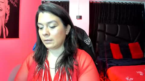   MARTINA   online show from 02/10/25, 11:25
