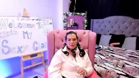   MARTINA   online show from 03/07/25, 09:06