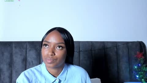 Laura online show from 12/14/24, 08:51