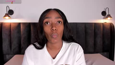 Snapshot of martina_jackson_ chatting on 02/03/26, 06:40 Laura online show from 02/03/26, 06:40
