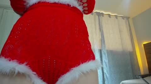  M A R T I N A  online show from 12/12/24, 04:21