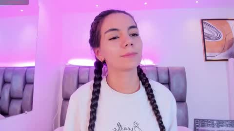 Martina online show from 09/13/25, 12:49