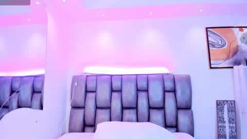 Martina online show from 10/17/25, 01:14