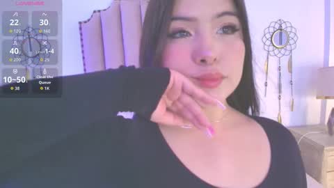Snapshot of martina_rivera_ chatting on 02/05/26, 11:48 Martina online show from 02/05/26, 11:48