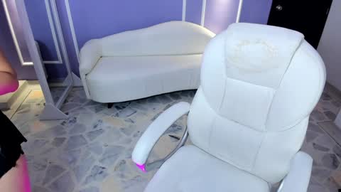 Snapshot of martina_saenz1 chatting on 02/04/25, 08:49 Martina  online show from 02/04/25, 08:49