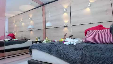 martina touss  online show from 07/08/26, 12:48