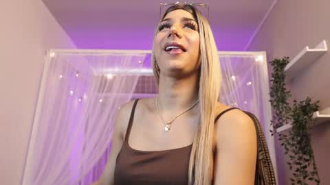 martinaa_rose online show from 07/28/26, 12:34