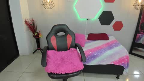 Martina online show from 12/06/24, 02:46