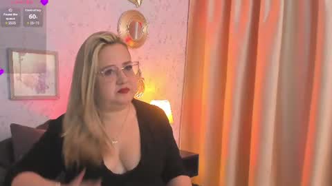 Martina Caicedo online show from 07/27/26, 09:49