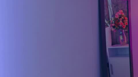 Snapshot of martinagarcia__ chatting on 10/10/25, 07:02 Martina Garcia online show from 10/10/25, 07:02