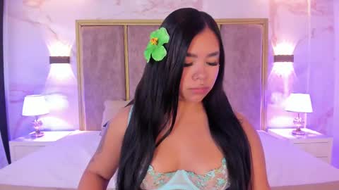 Snapshot of martinagarcia__ chatting on 11/06/25, 07:37 Martina Garcia online show from 11/06/25, 07:37