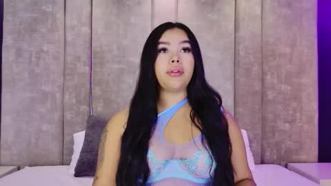 Snapshot of martinagarcia__ chatting on 12/17/25, 07:31 Martina Garcia online show from 12/17/25, 07:31