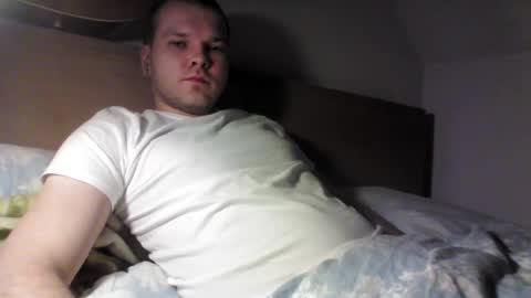 Snapshot of martinez36133 chatting on 02/08/25, 01:43 martinez36133 online show from 02/08/25, 01:43