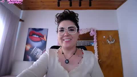Snapshot of martiniella chatting on 06/16/26, 08:55 Antonella Martini online show from 06/16/26, 08:55