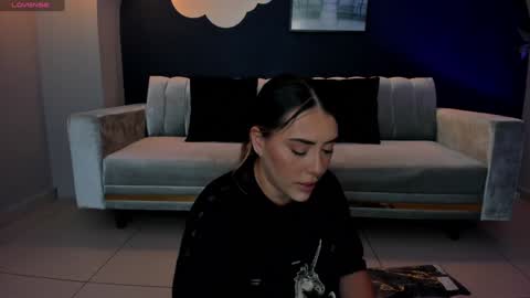 Martinna Bonnet online show from 02/03/25, 01:30