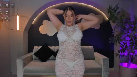 Martinna Bonnet online show from 02/04/25, 01:38