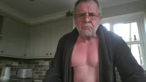 martinrgbxxxx online show from 02/21/26, 10:05