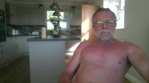 martinrgbxxxx online show from 05/24/26, 07:57