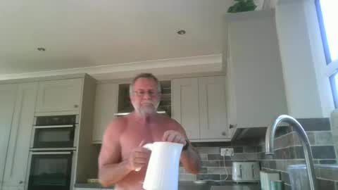 martinrgbxxxx online show from 07/01/26, 07:54