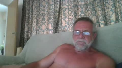 martinrgbxxxx online show from 07/13/26, 07:55