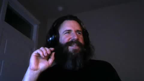 Snapshot of martlz chatting on 02/15/25, 01:21 Martlz online show from 02/15/25, 01:21
