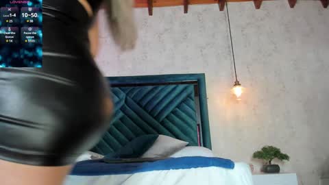 Martina online show from 12/28/24, 06:08