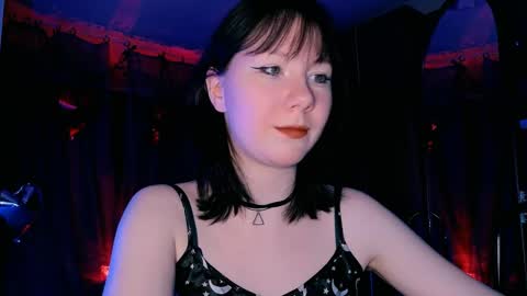 Snapshot of marty_bree chatting on 04/16/26, 05:47 Nancy online show from 04/16/26, 05:47