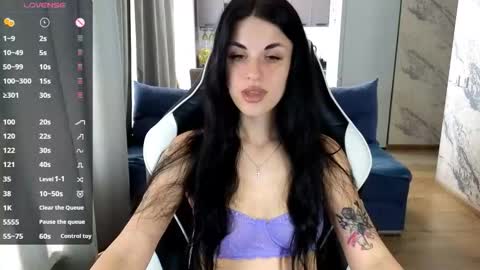 Snapshot of mary___moore chatting on 09/20/25, 04:13 Maria online show from 09/20/25, 04:13